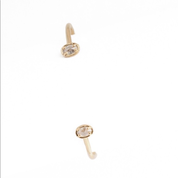 🫣Serefina Gold Bangle - Picture 8 of 10